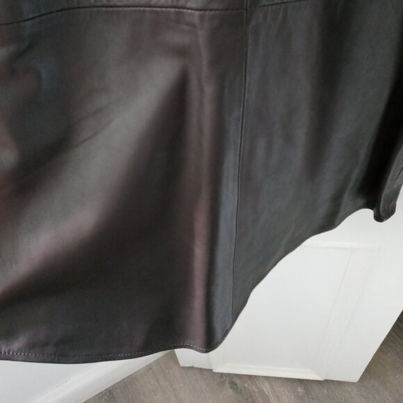 NWT Quince 100% Leather Shirt Jacket. Small. Brown. $180. Perfect condition. - Picture 10 of 16
